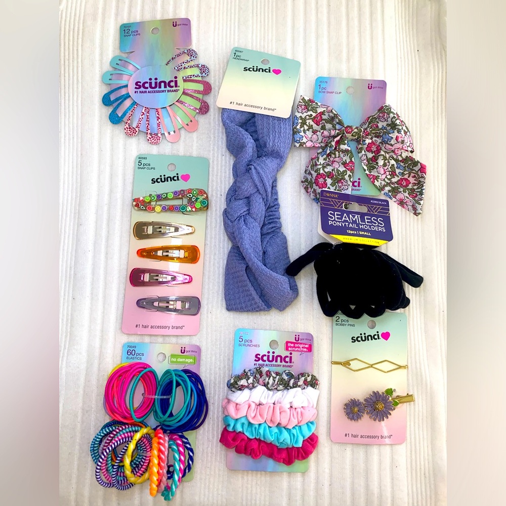 NEW SCUNCI Set of Hair Accessories & Clips